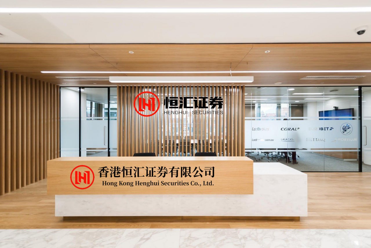 嗨牛股票 凭什么? 普京刚见完伊朗外长, 特朗普就在电话里奉劝他少管闲事!